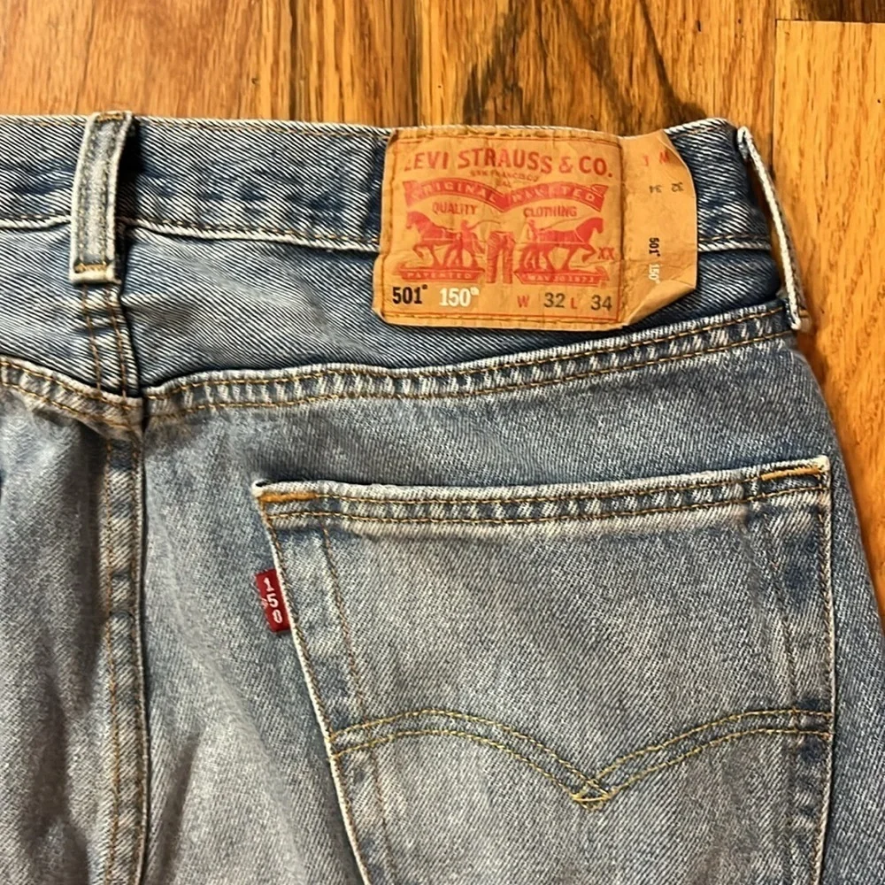 Levi’s 501 Jeans with Peace Sign 150th year